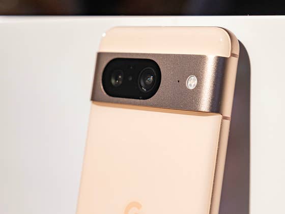Pixel 8a Features Faster Charging Speed Than the Pixel 7a