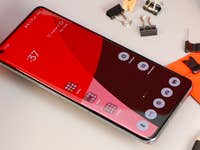 OnePlus 11 5G is equipped with a AMOLED display with dynamic refresh rate