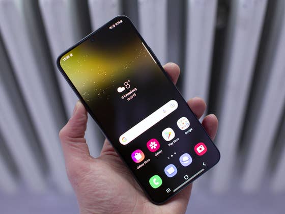 Samsung is slowing down the base Galaxy S23 so you will buy the 256GB variant