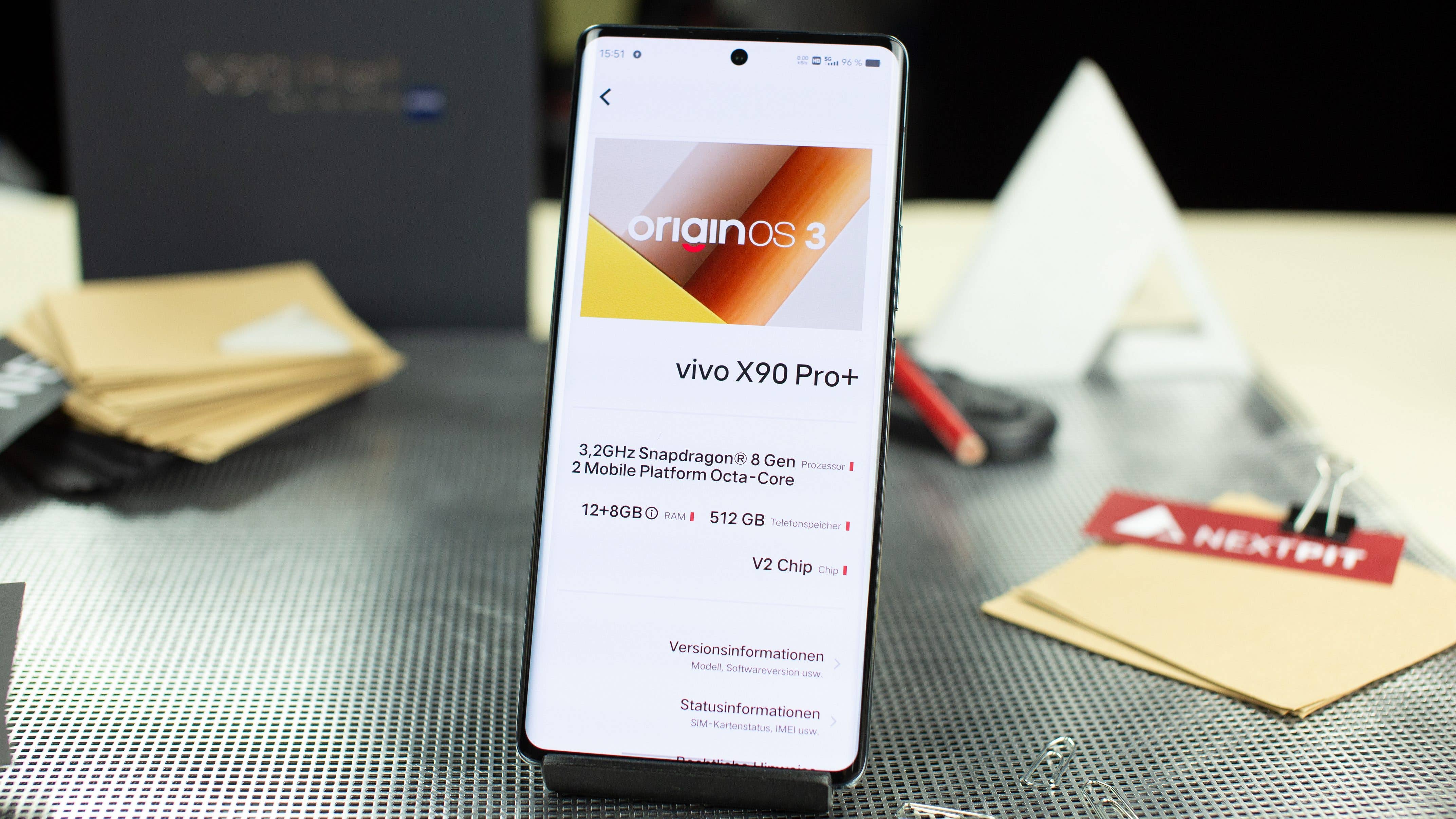 Vivo X90 Pro+ about screen