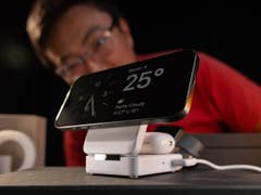 Anker MagGo charging station