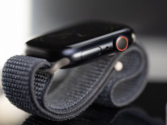 Apple’s Watch Series 9 for $100 Off is Ridiculously Cheap Today