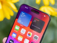 iPhone 15 Pro Max's Dynamic Island Display.