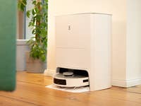 Ecovacs Deebot T20 Omni in the station