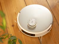 Ecovacs Deebot T20 Omni robot vacuum cleaner and mopper