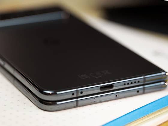 Google Pixel Fold Has a Hidden Feature That Boosts Its Speakers