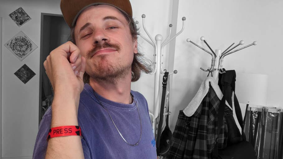 Google Pixel Tablet camera samples