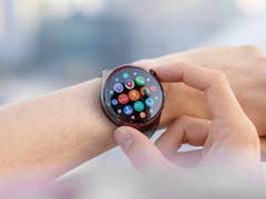 Apps are plentiful with the Huawei Watch 4 Pro.