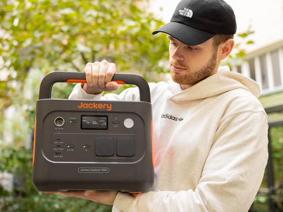 This Rugged Jackery Explorer 1 kWh Power Station is Now $600 Off