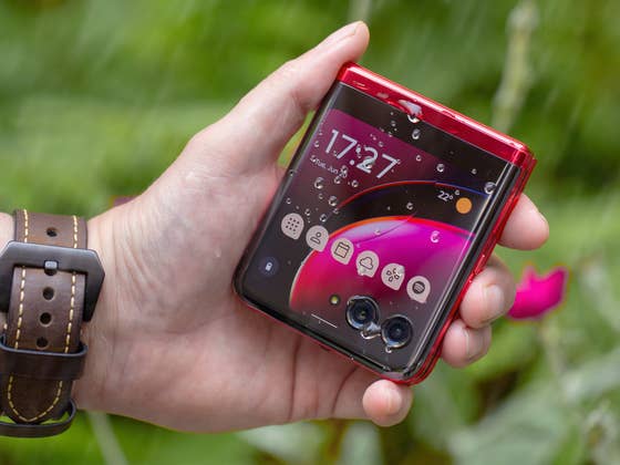 Moto AI Arrives on These Motorola Devices