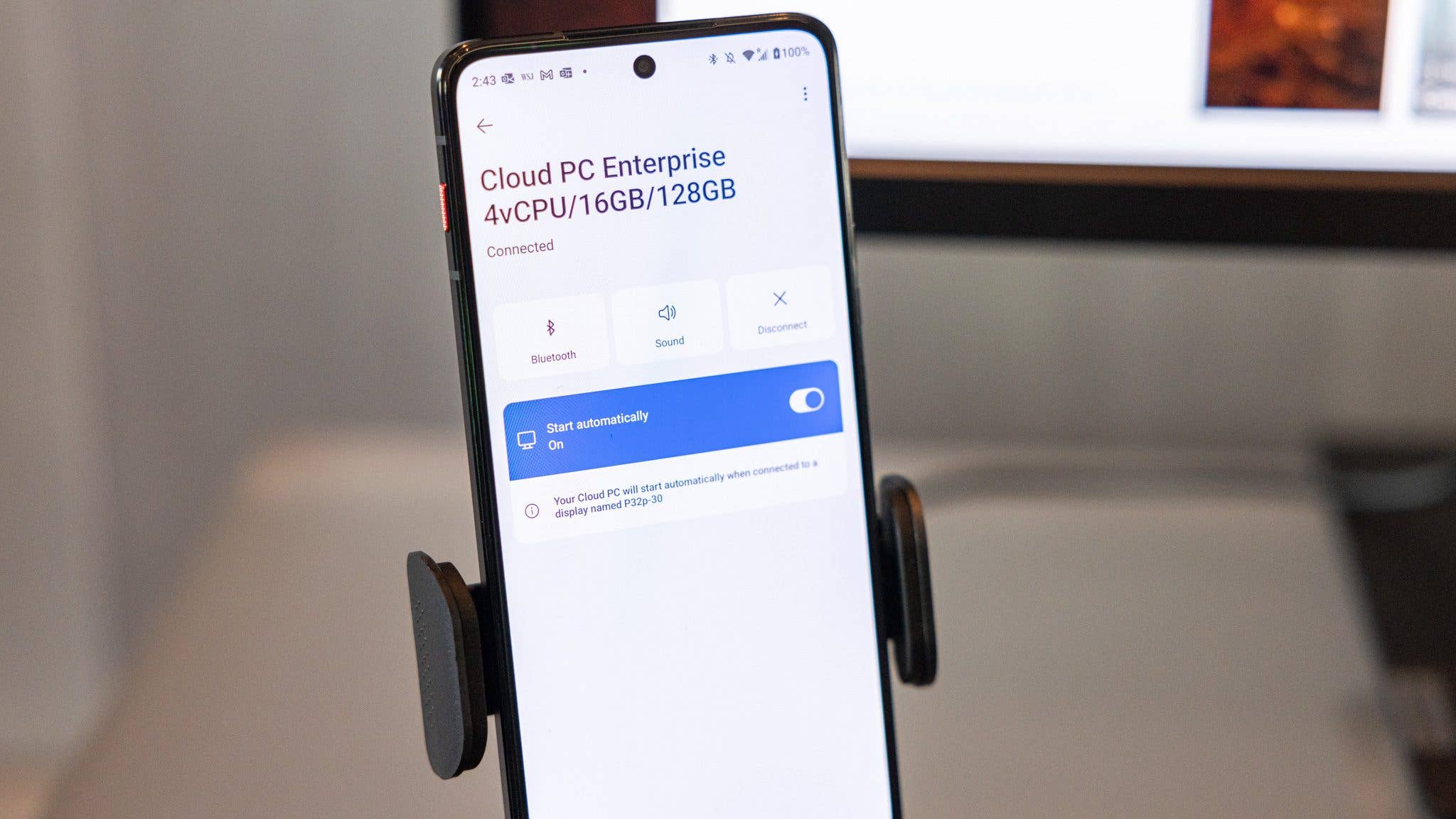 Motorola ThinkPhone with Windows 365 cloud PC