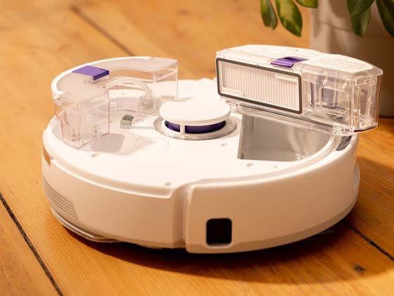 A Brazen Lie! How Robot Vacuum Cleaner Manufacturers Trick Customers