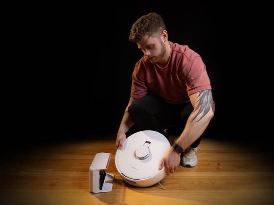 Narwal Freo X Plus Review: Affordable Robot Vacuum For Parquet & Tile Surfaces