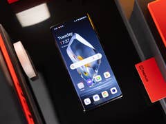 OnePlus 12R display in detail