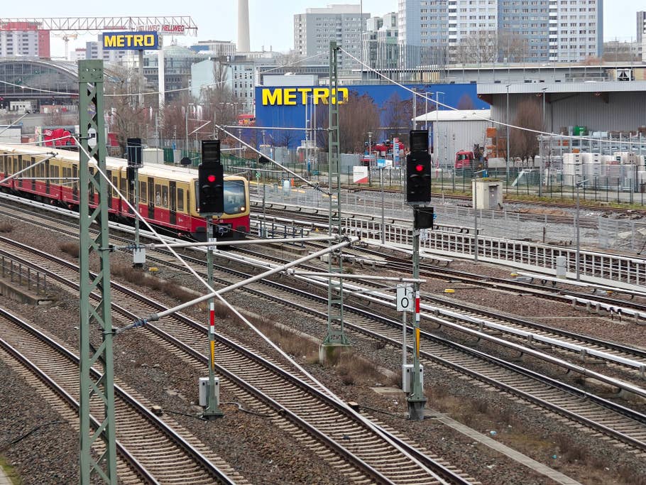 OnePlus 12 review camera samples