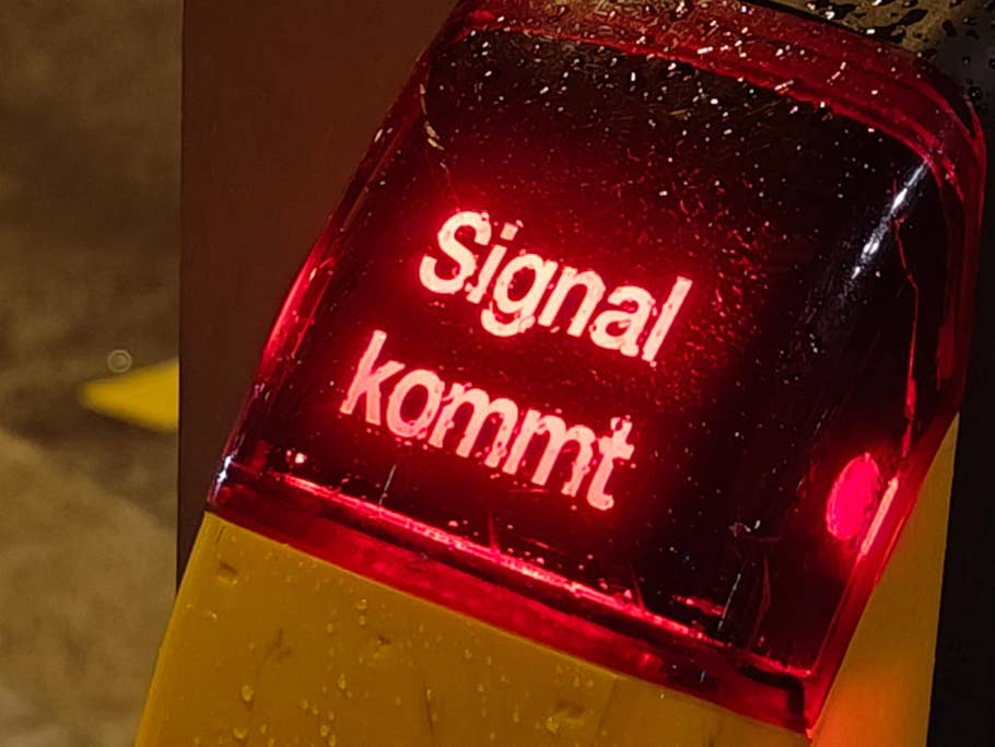 OnePlus 12R camera test samples: daylight, night, selfie