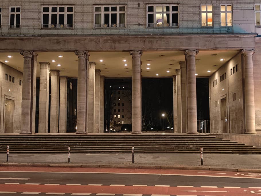 OnePlus 12R camera test samples: daylight, night, selfie