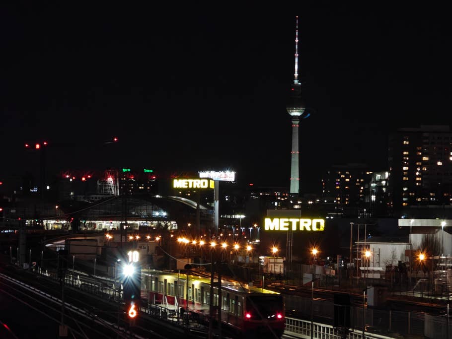 OnePlus 12 review camera samples