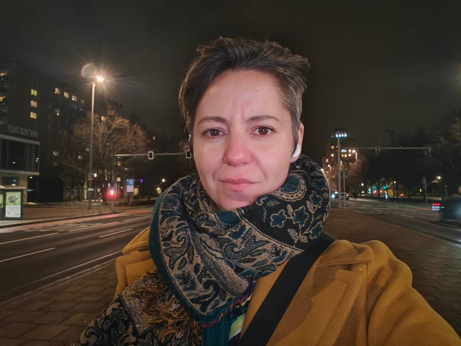 OnePlus 12R camera test samples: daylight, night, selfie