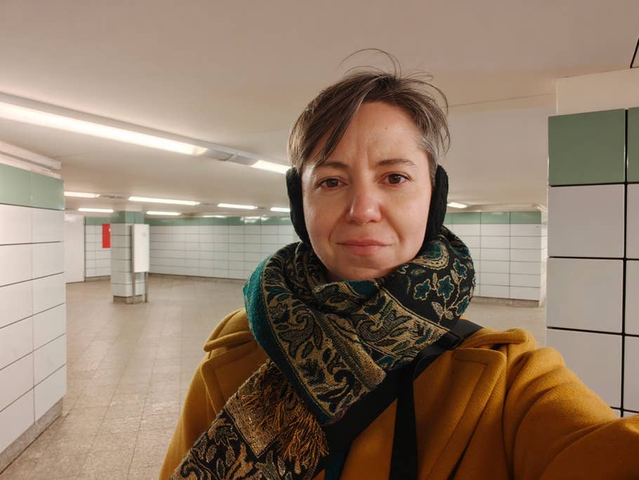 OnePlus 12R camera test samples: daylight, night, selfie