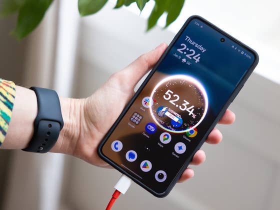 OnePlus 13R Is So Good, This $100 Discount Makes It a Must-Buy