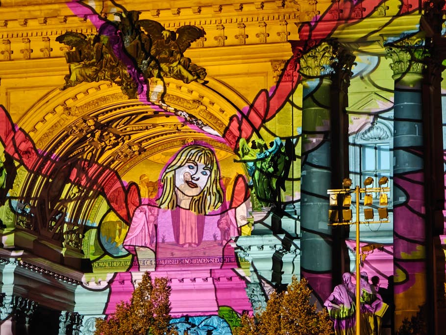 OnePlus Open camera test at night