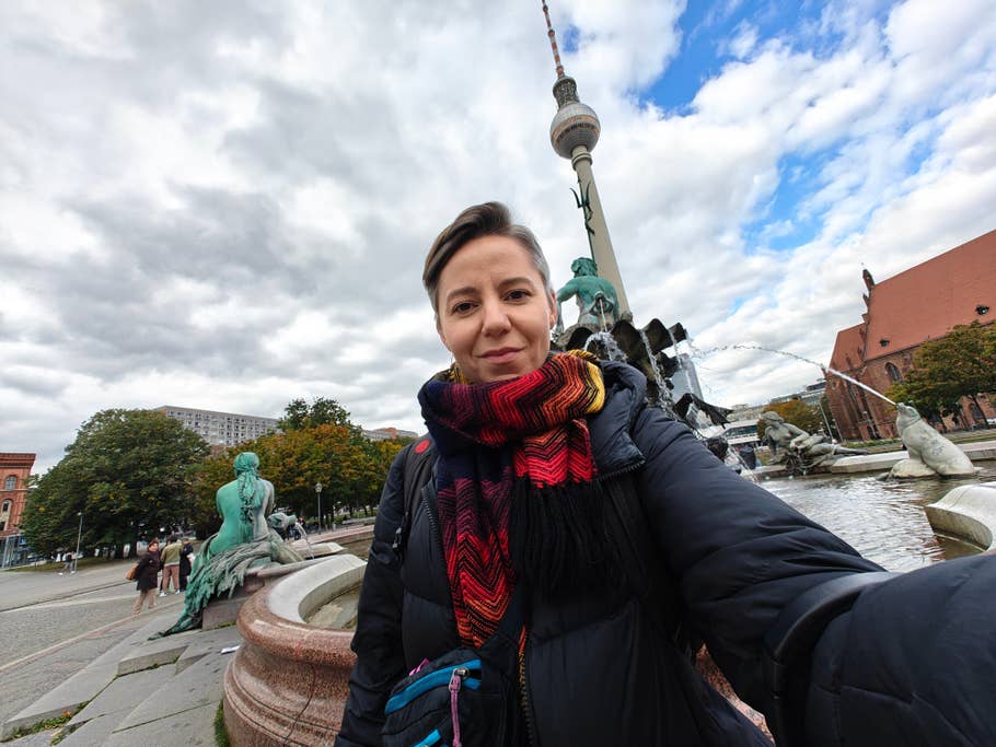 OnePlus Open camera test selfie samples