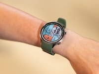 OnePlus Watch 2R in a person's wrist