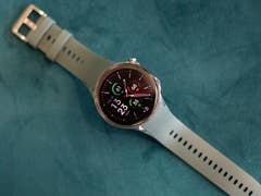 OnePlus Watch 2 hands-on pictures