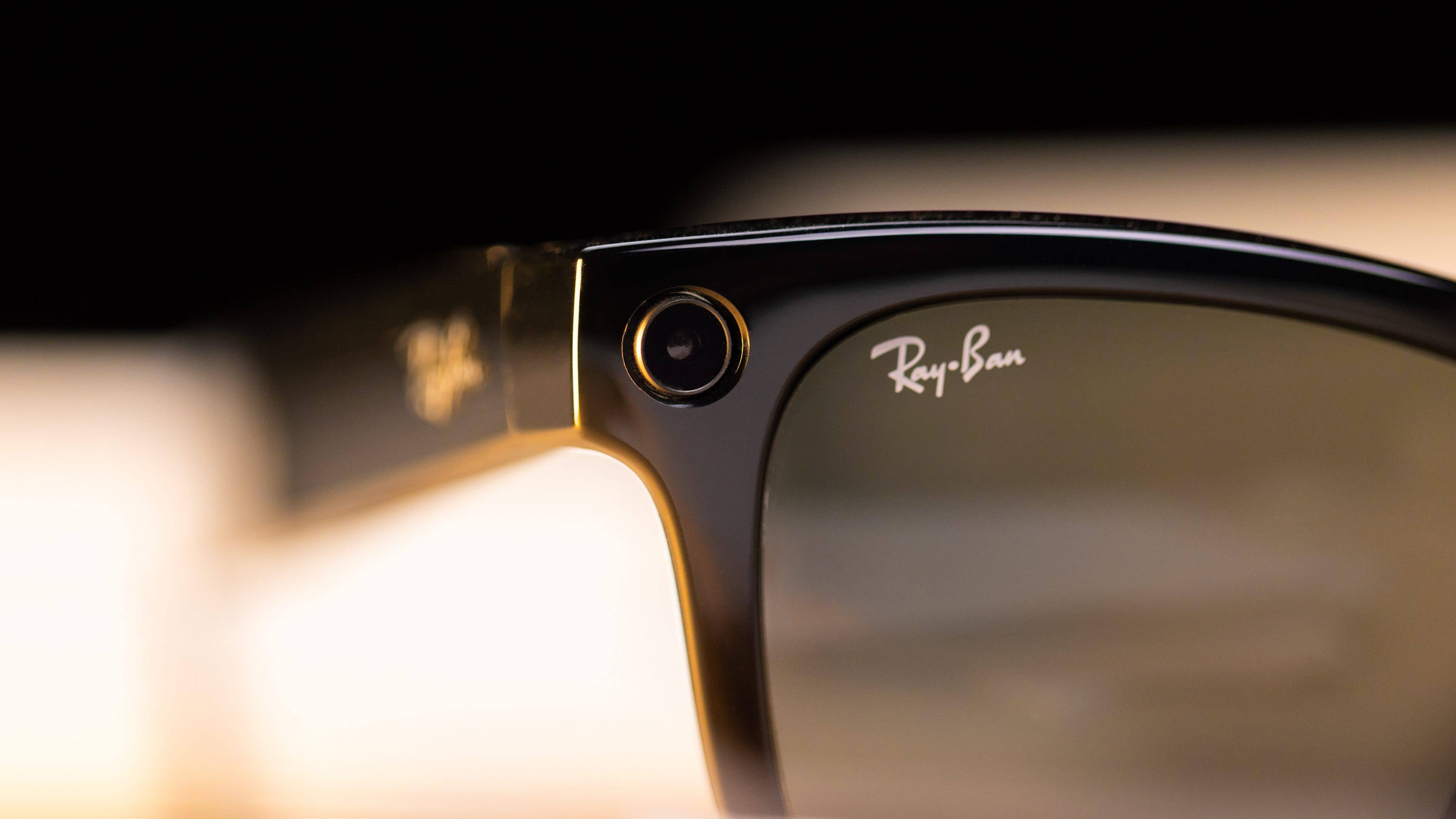 Meta Smart Glasses