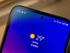 Samsung Galaxy A54 selfie camera highlighted