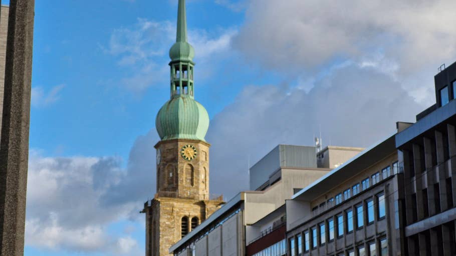 Samsung Galaxy S23 FE sample photo