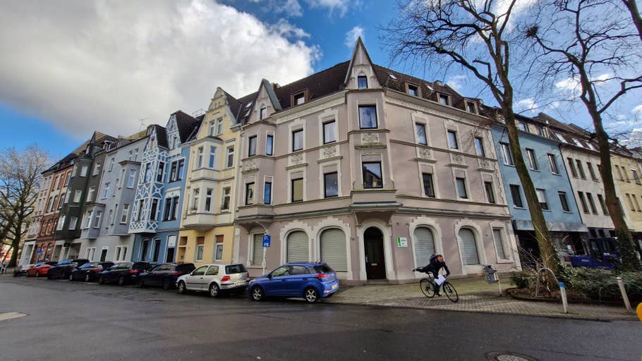 Samsung Galaxy S23 FE sample photo