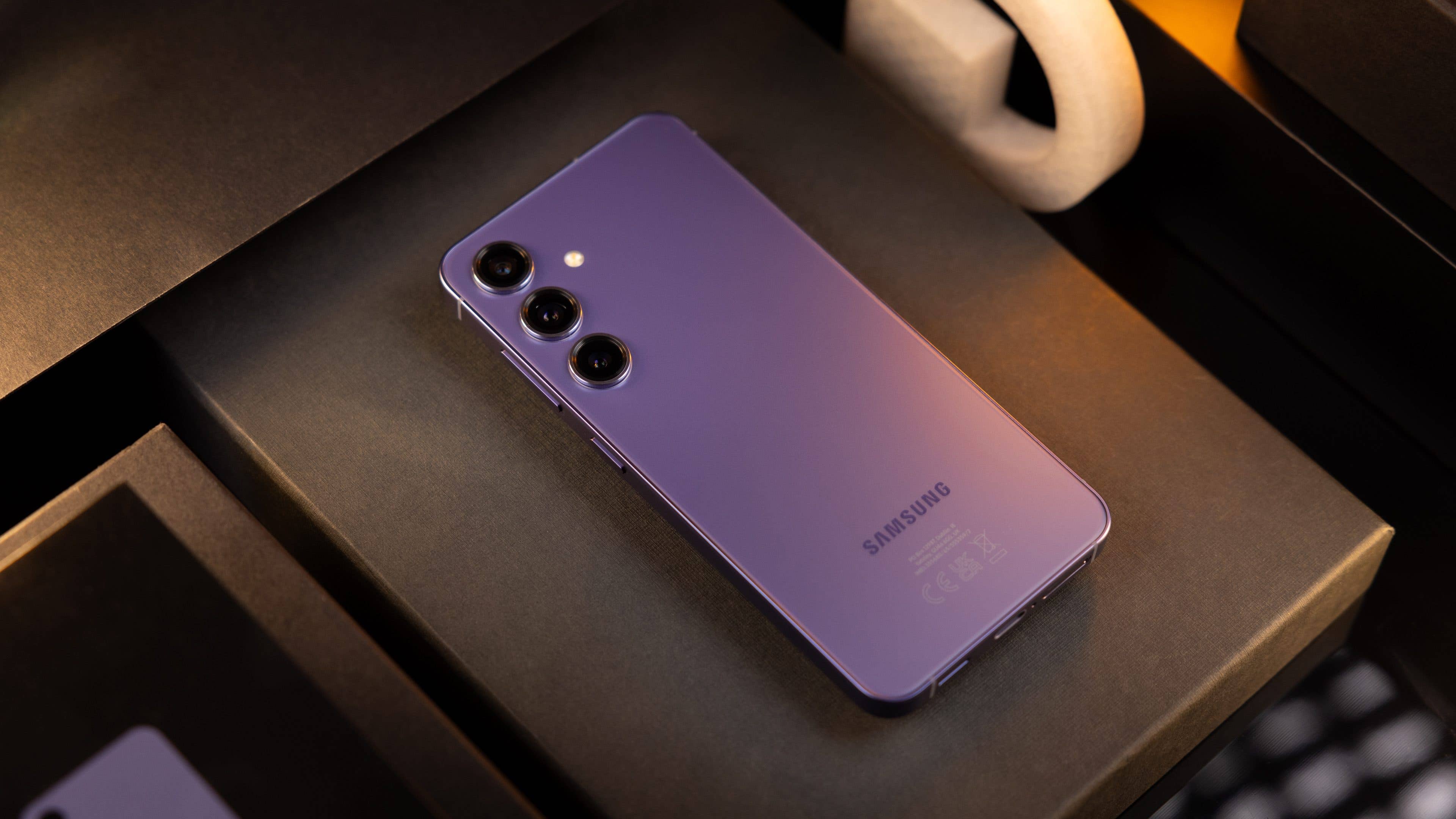 Samsung Galaxy S24 viewed from the back Samsung Galaxy S24 viewed from the back