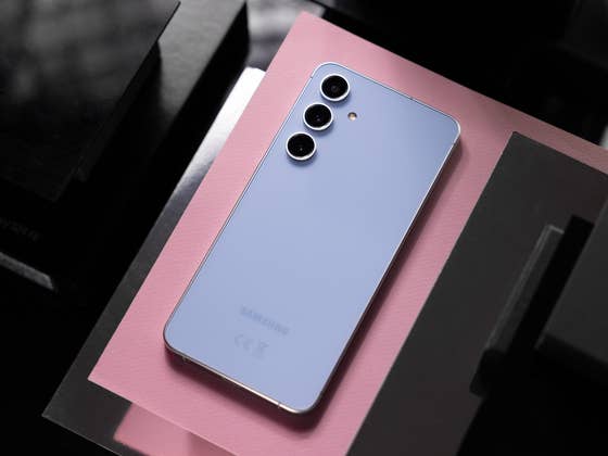 Samsung Galaxy S24 FE: Amazing Features, But Is It Worth the Price?