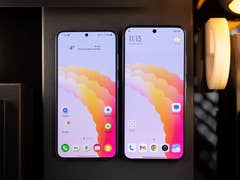 Samsung Galaxy S24 (left), next to the Xiaomi 14 (right)