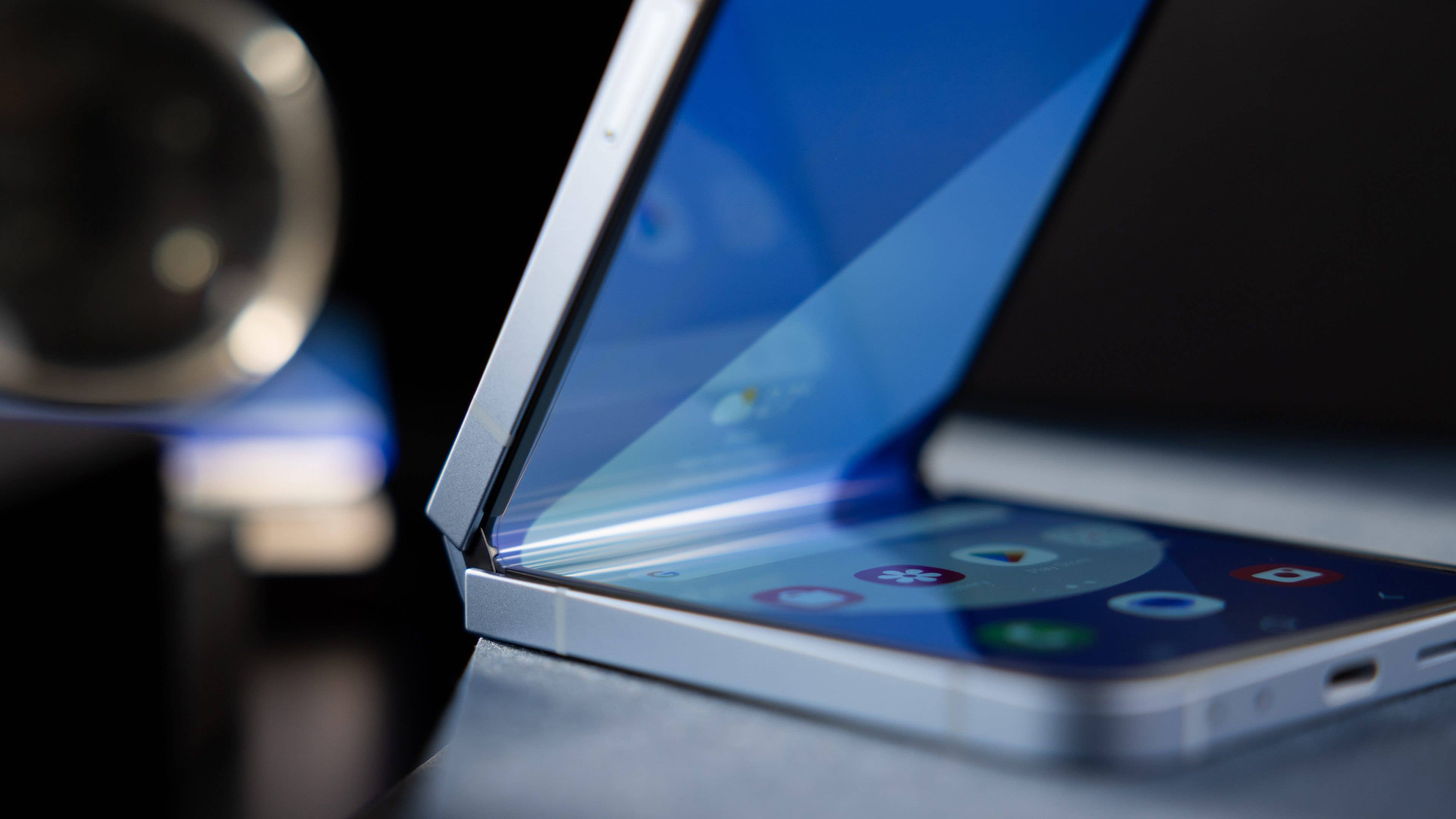 Samsung Galaxy Z Flip 6 folded in an acute angle Samsung Galaxy Z Flip 6 folded in an acute angle
