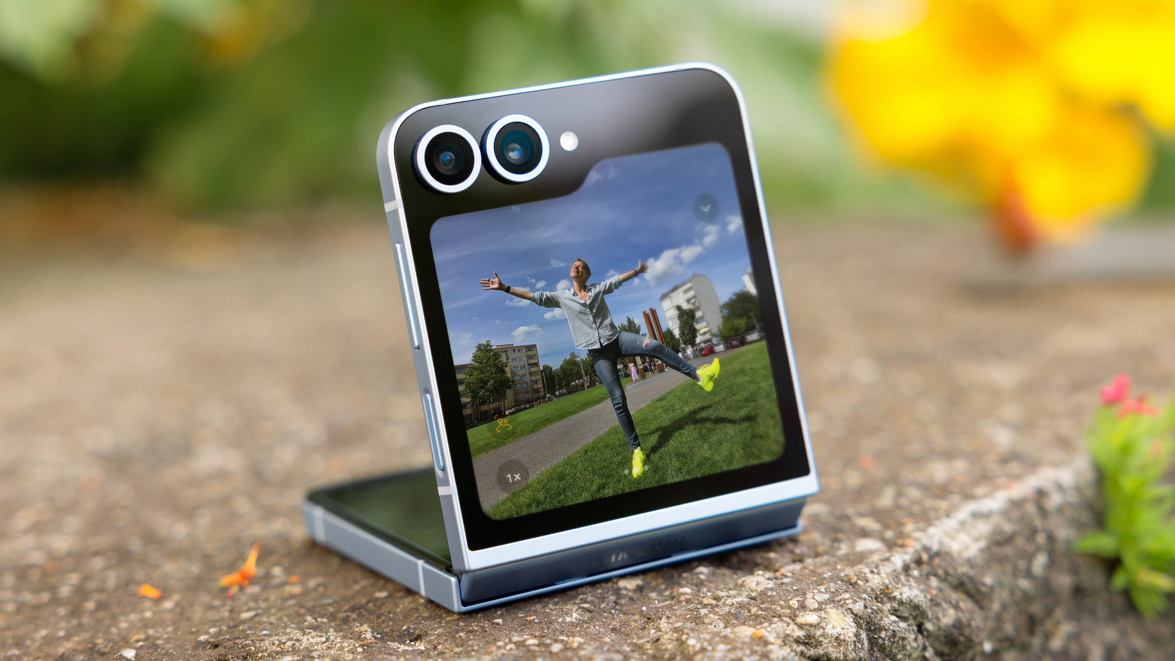 Samsung Galaxy Z Flip 6 Review