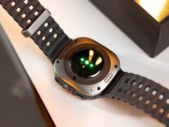 Samsung Galaxy Watch Ultra photodiodes in the BioActive sensor in detail