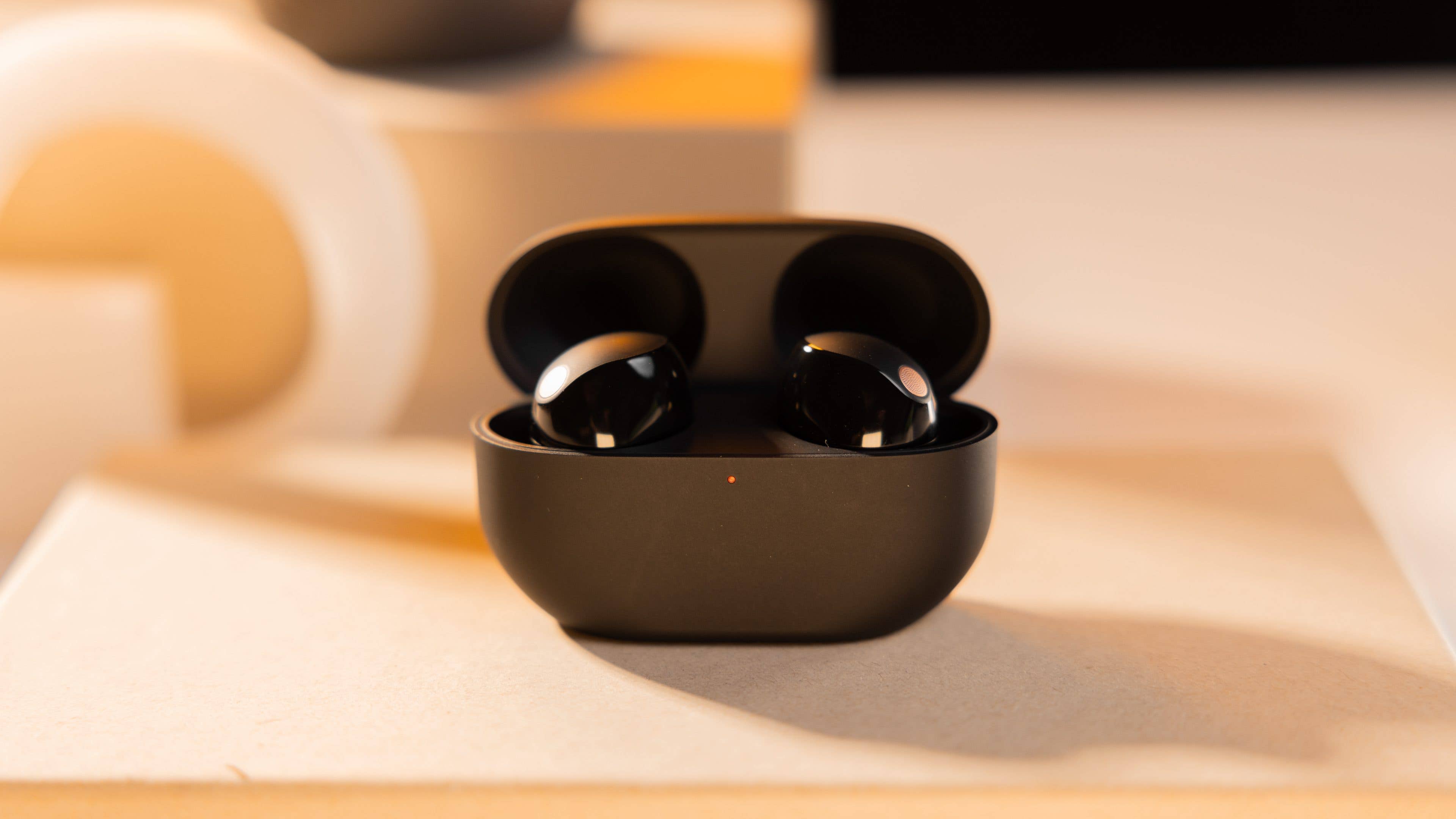 The Sony WF-1000XM5 doesn't take too long to charge with excellent battery life.