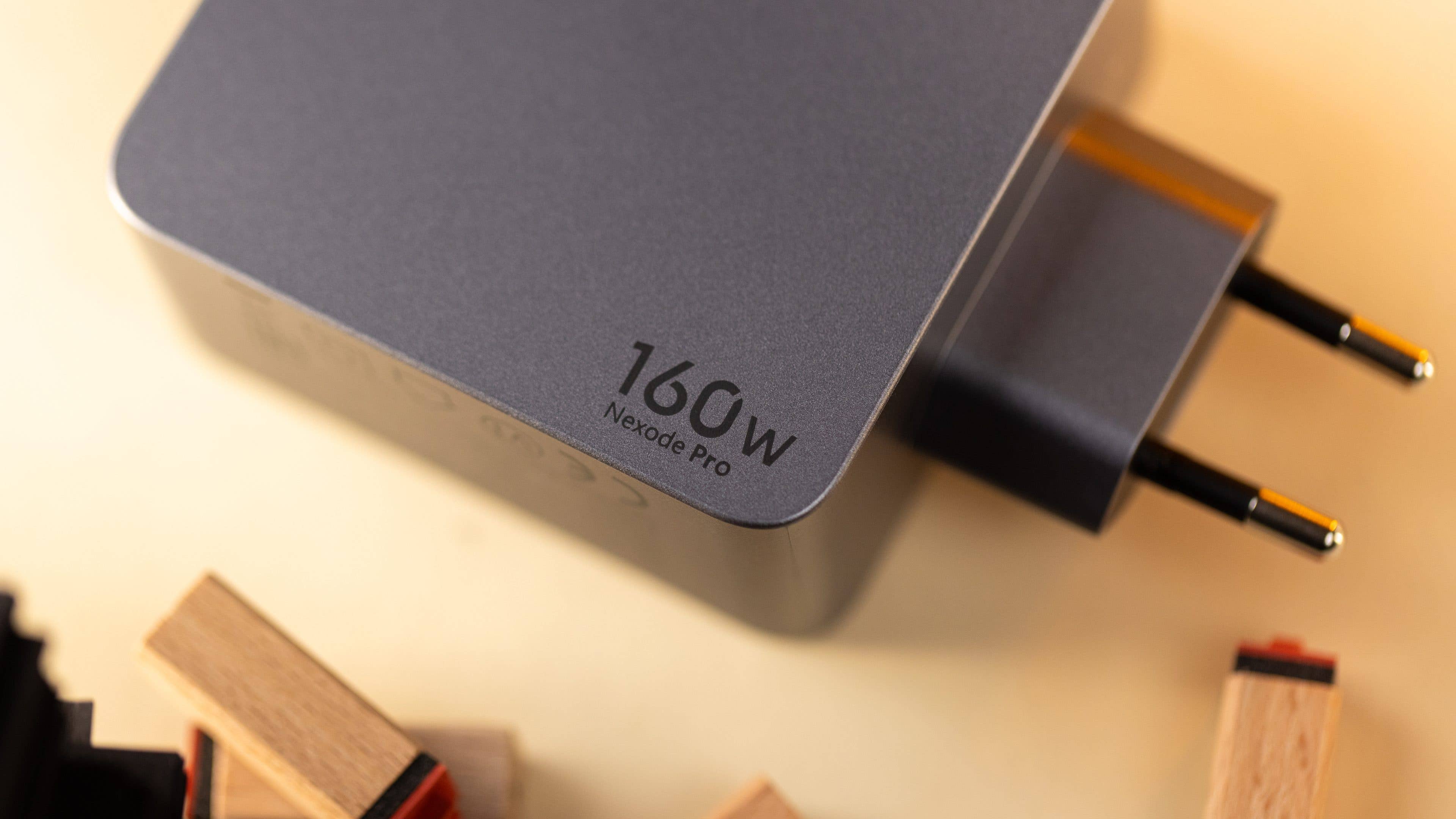 Nexode Pro 160W logo up close