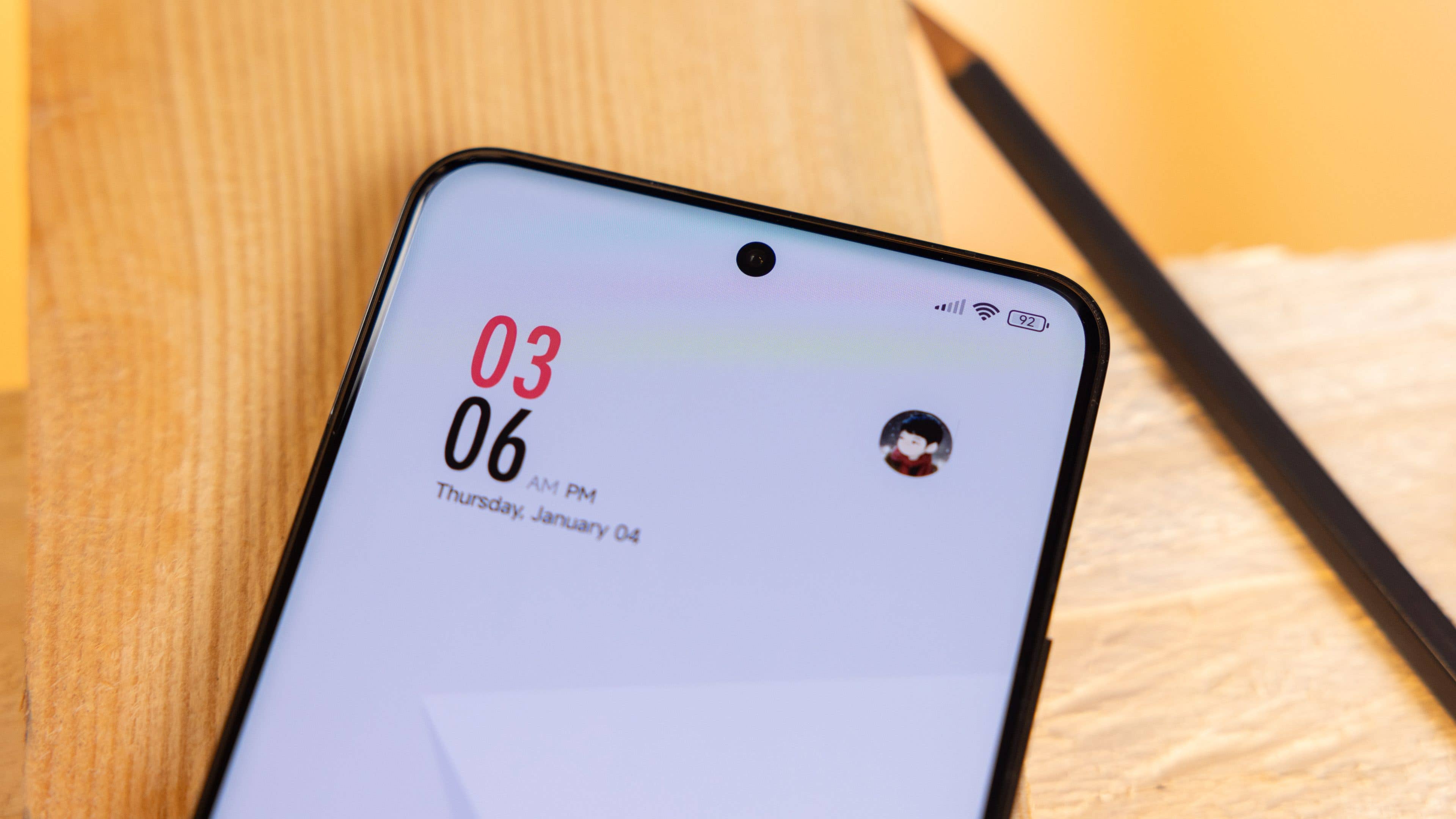 We doubt you can find any better 32 MP selfie camera in the market!