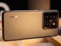 Xiaomi 14 Pro back cover in detail