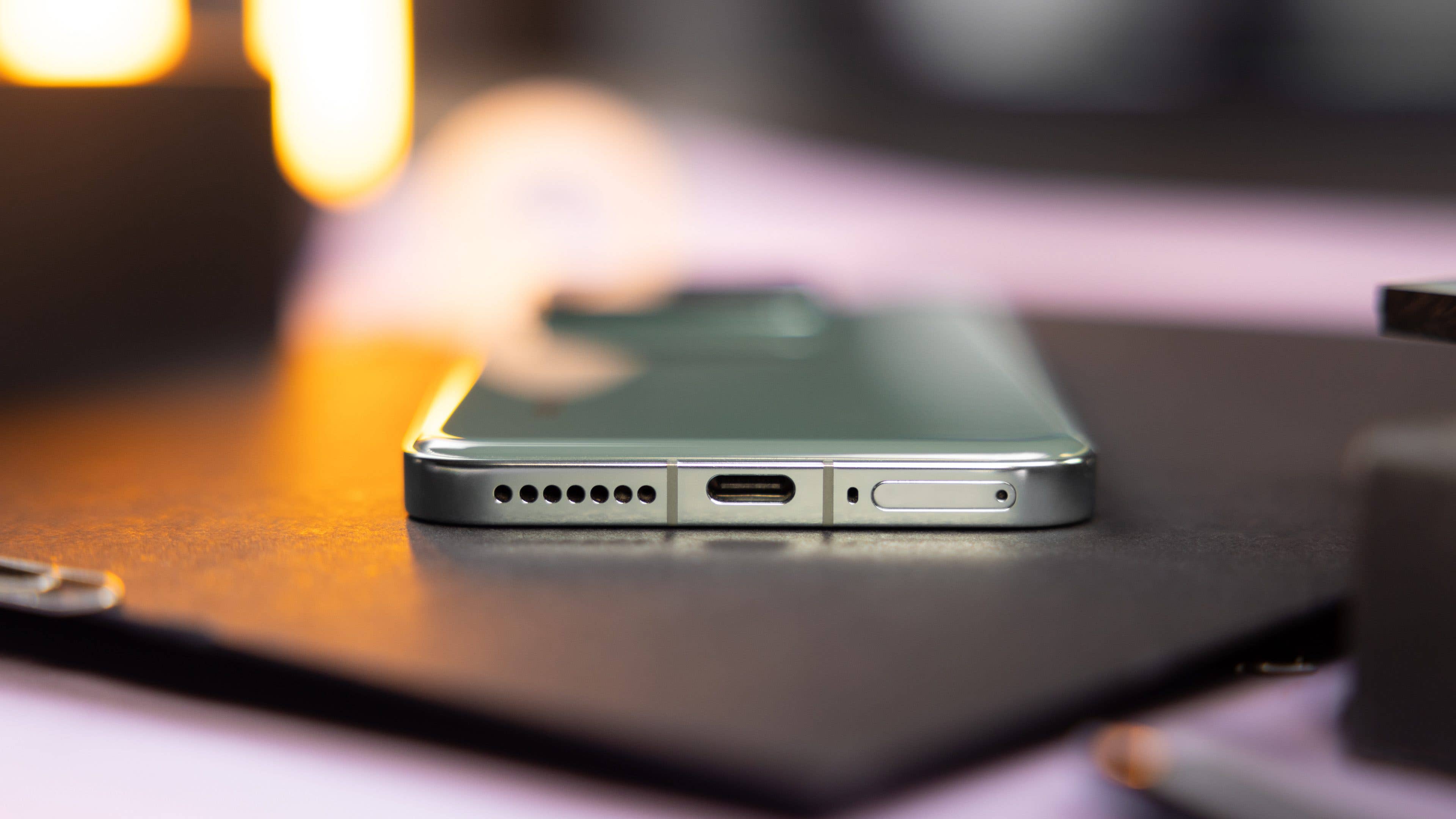 You will not find titanium in the Xiaomi 14's frame, at least for this year.