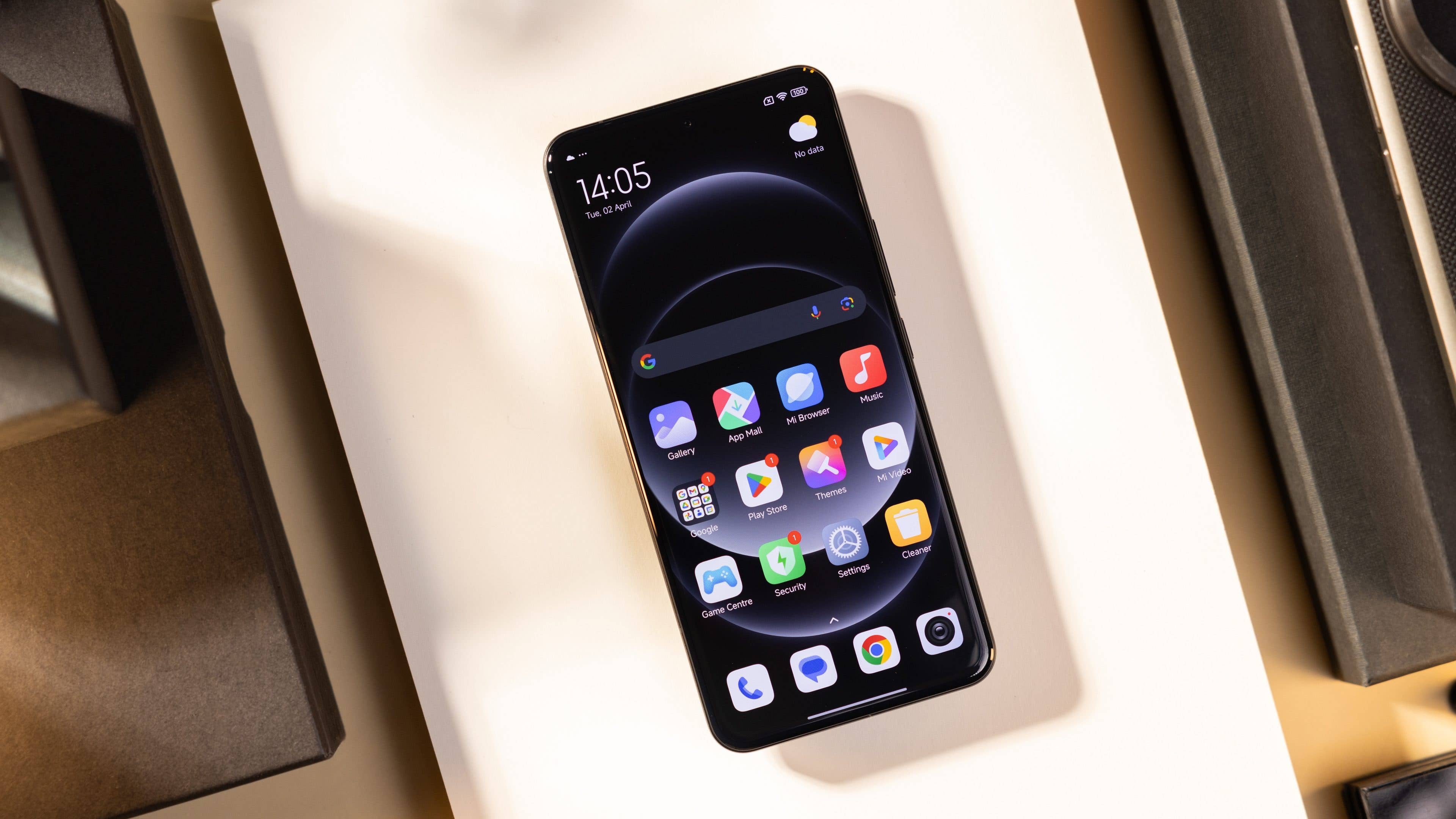 Xiaomi 14 Ultra seen from above with its AMOLED screen switched on