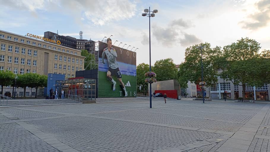 Poco M6 Pro sample photo