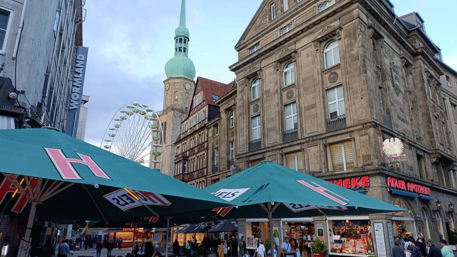 Poco M6 Pro sample photo