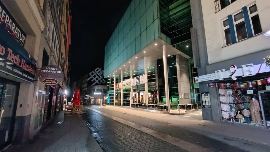 Poco M6 Pro sample photo