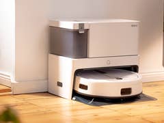 Yeedi Cube in the Station