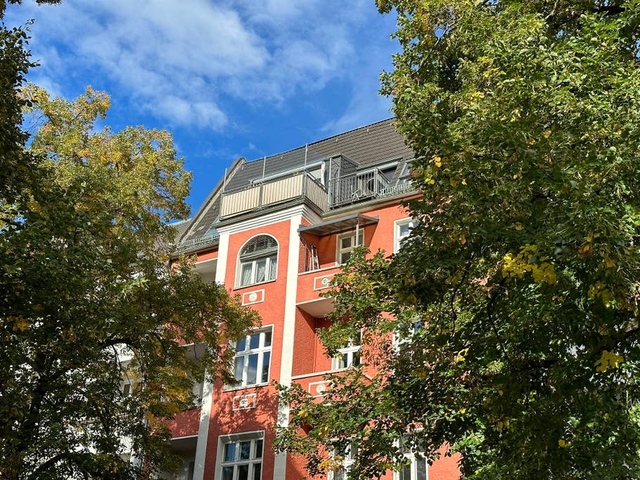 Apple iPhone 14 Pro Max sample photo